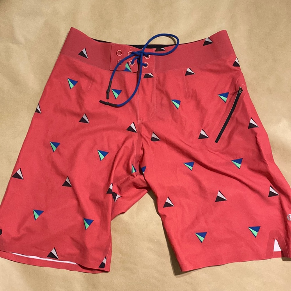 Lululemon board shorts